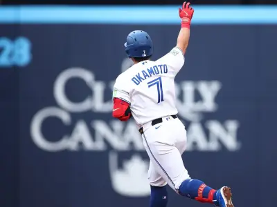 Blue Jays reach .500 mark with 4-2 win over Astros to start 10-game homestand