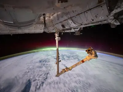 Canadarm2, Installed by Chris Hadfield, Needs Wrist Repair; Canadian Astronaut to Help