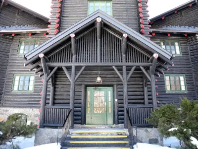 Château Montebello bidders get final chance to revise offers by June 26