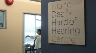 Deaf community seeks to revive lost service on Vancouver Island