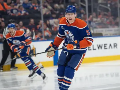 Edmonton Oilers sign Connor Murphy to five-year deal; Dickinson also re-ups