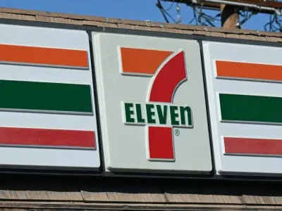 Iconic 7-Eleven in downtown Toronto permanently closing after nearly 30 years