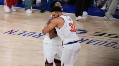 Knicks Rally from 29 Down to Beat Spurs, Take 3-1 Finals Lead