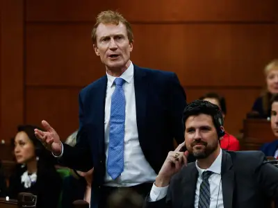Liberals Ban Social Media for Kids; Ford's Risky US Trip; More Top Stories