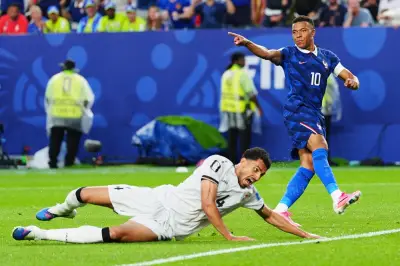 Mbappé scores 2, ties for 2nd-most World Cup goals with 16