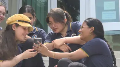 Montreal Students React to Ottawa's Proposed Social Media Ban
