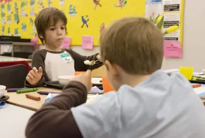 Quebecers Demand School Meal Programs Be Made a Top Priority
