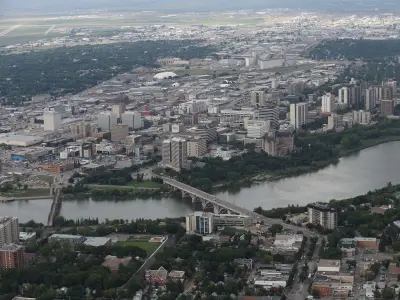 Saskatchewan's Seller Market: Homebuyers Face Shrinking Inventory and Record Prices
