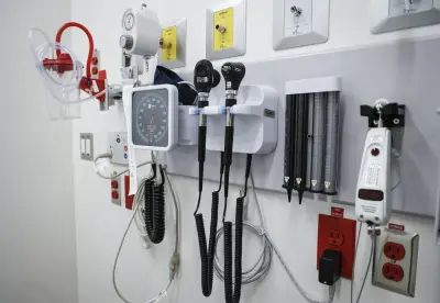 Survey: Most Canadians Want Health System Changes