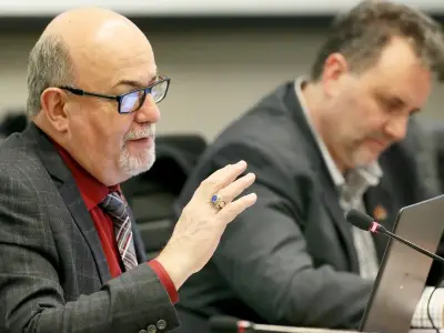 Tecumseh Mayor Gary McNamara Faces Deputy Mayor Joe Bachetti in Election