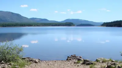 Teen Presumed Drowned After Boating Accident in B.C.'s Stony Lake