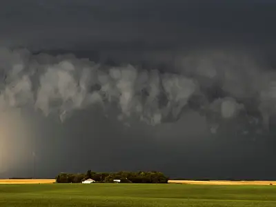 Tornado Warning Issued for Parts of Manitoba by Environment Canada