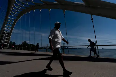 Toronto Faces Below-Seasonal Temperatures as Summer Begins