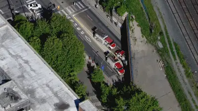 Truck Crashes into Bridge in Liberty Village, Halting King Streetcar Service