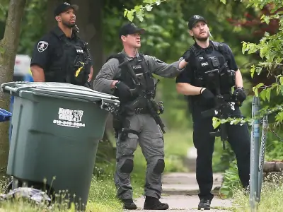 Windsor Police Arrest Man After Five-Hour Standoff with Knife