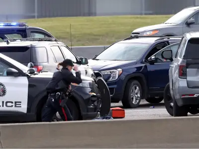 Woman killed by Calgary police on Deerfoot Trail had a knife, ASIRT says