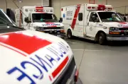 2 hospitalized after bus crash in North Vancouver
