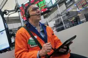 AI Stocks Swing Sharply, Dragging Wall Street Lower