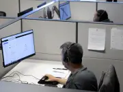AI Threat Sparks Selloff in Call Centre Stocks, Analysts Warn of 'Uninvestible' Sector