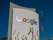 Alphabet Shares Drop 7.2% After Second AI Star John Jumper Departs for Anthropic