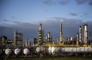 Canada Manufacturing Sales Up 4.2% in April to $77.1B