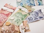 Canadian Household Wealth Hits $18.6 Trillion on Stocks, Real Estate