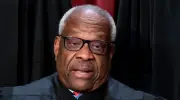 Clarence Thomas Dissents as Supreme Court Upholds Birthright Citizenship