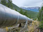 Coastal GasLink Plans $1B Canadian Bond Sale in Two Tranches