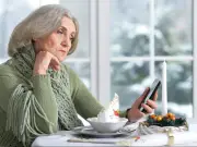 Dear Abby: Family Drifts Apart After Patriarch's Death, Reader Seeks Reconnection