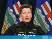 Edmonton Police Halt Referendum Lawn-Sign Pickup at Stations
