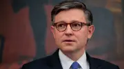 House Passes Union Contract Bill with Bipartisan Support