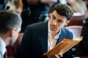 Luigi Mangione Attorneys Discuss Plea Deal in Federal Case: Source