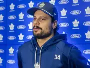 Maple Leafs' Matthews, Tanev, Stolarz on Track for Training Camp After Injuries