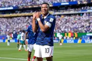 Mbappe Scores Twice as France Beats Senegal 3-1 at World Cup