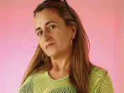 Meet SUNshine Girl Dawn: A Bubbly Gemini Working in Finance