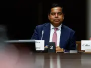 Minister refuses to split lawful access bill amid Conservative pressure