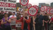 Quebec, Ontario farmers unite against federal high-speed rail plan