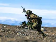 Top general urges military to keep old equipment for new 300,000-volunteer force