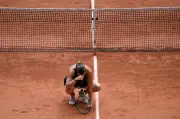 Top-ranked Sabalenka 'wants to quit tennis' after French Open loss