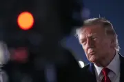 Trump Says Pilots Safe After US Helicopter Crash Near Strait of Hormuz