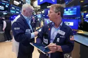 Wall Street Poised to Open Lower Despite AI and Data Centre Surge
