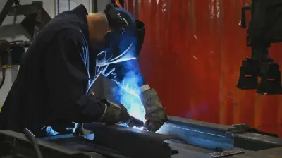 Alberta Unemployment Rises to 7% Despite National Job Gains in June