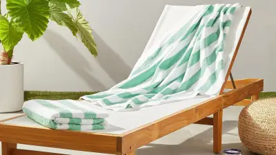 Best Beach Towels in Canada: Tried-and-True Favourites for 2026