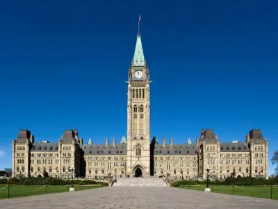 Bloated federal civil service costing Canadian taxpayers billions: CTF