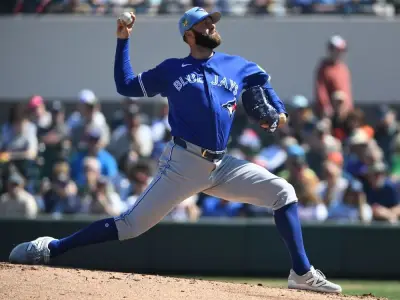 Blue Jays trade reliever Tommy Nance to Twins for prospect Ryan Sprock