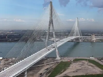 Canada gives US share of Gordie Howe Bridge profits to secure opening