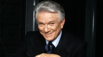 Canadian country star Tommy Hunter dies at 89; hosted long-running TV show
