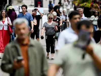 Federal public servants back in office 4 days a week as of July 6