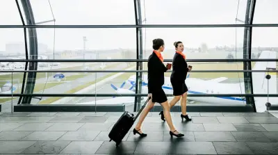 Flight Attendants Reveal 10 Behaviors They Avoid as Passengers
