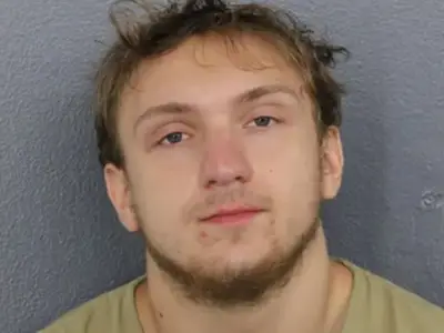 Florida Man Dumps Poop-Filled Backpack on Ex-Girlfriend as Revenge